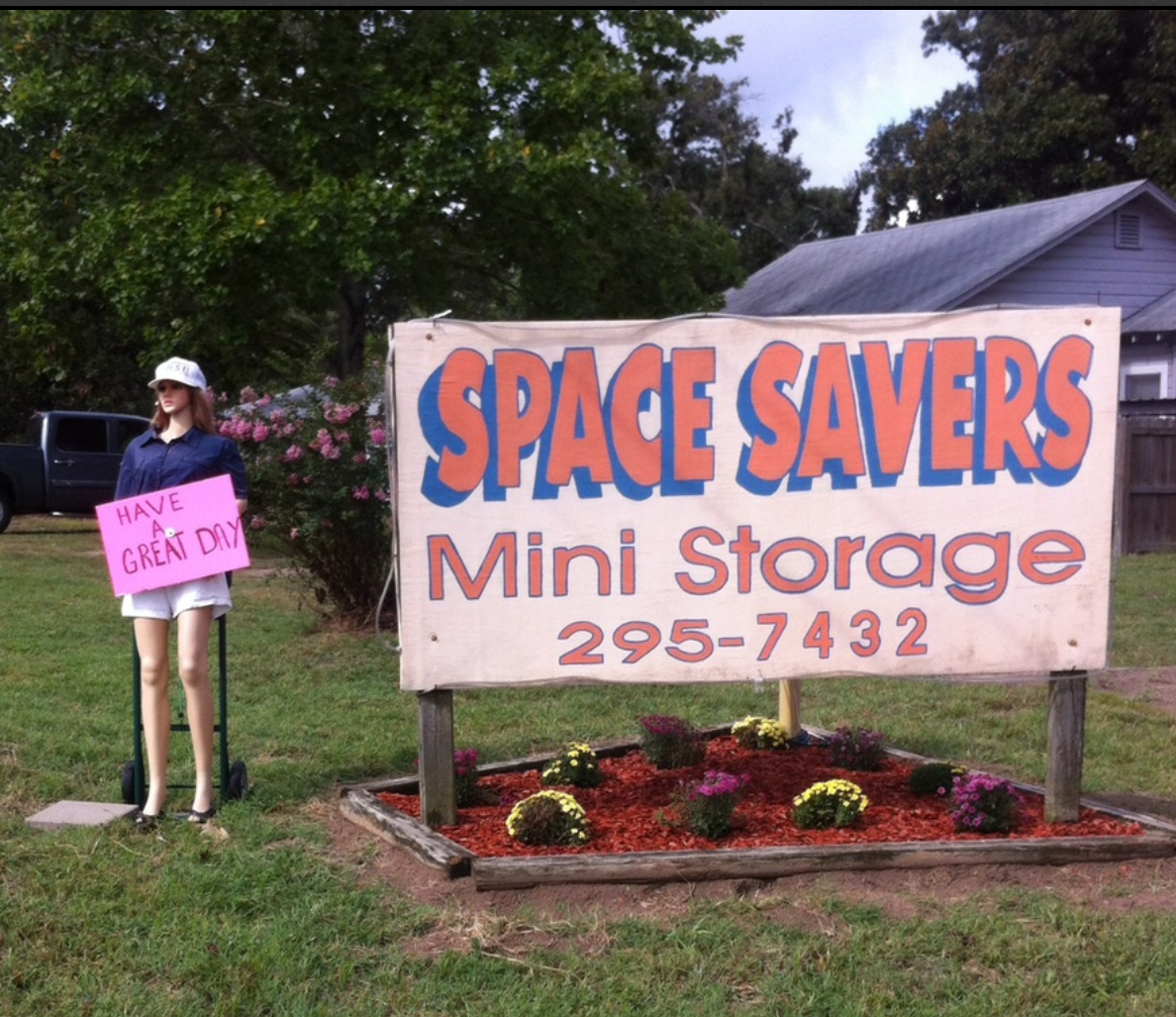 669957509-space-savers-2 Storage Solution